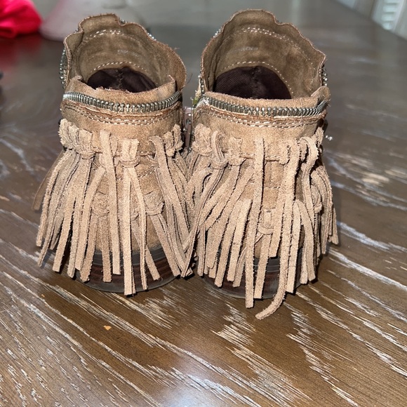 Booties - Picture 3 of 4